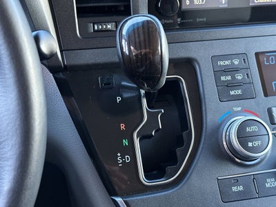 2017 Toyota Sienna XLE 7 Passenger