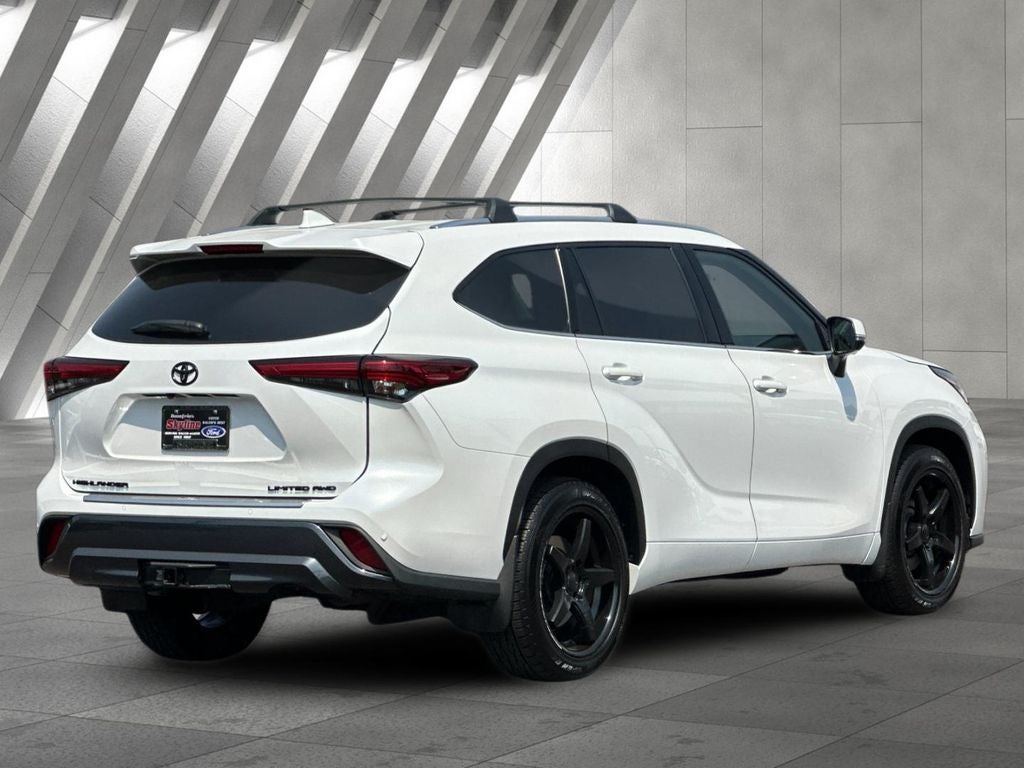 2022 Toyota Highlander Limited
