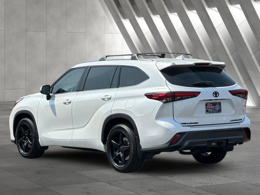 2022 Toyota Highlander Limited
