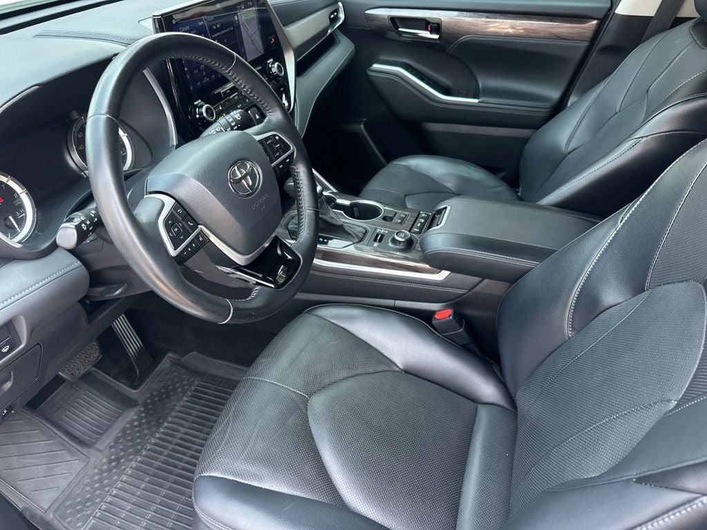 2022 Toyota Highlander Limited