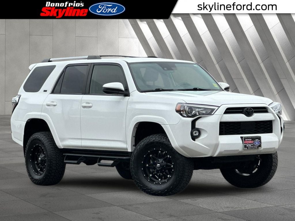 2021 Toyota 4Runner SR5 4WD V6's photo