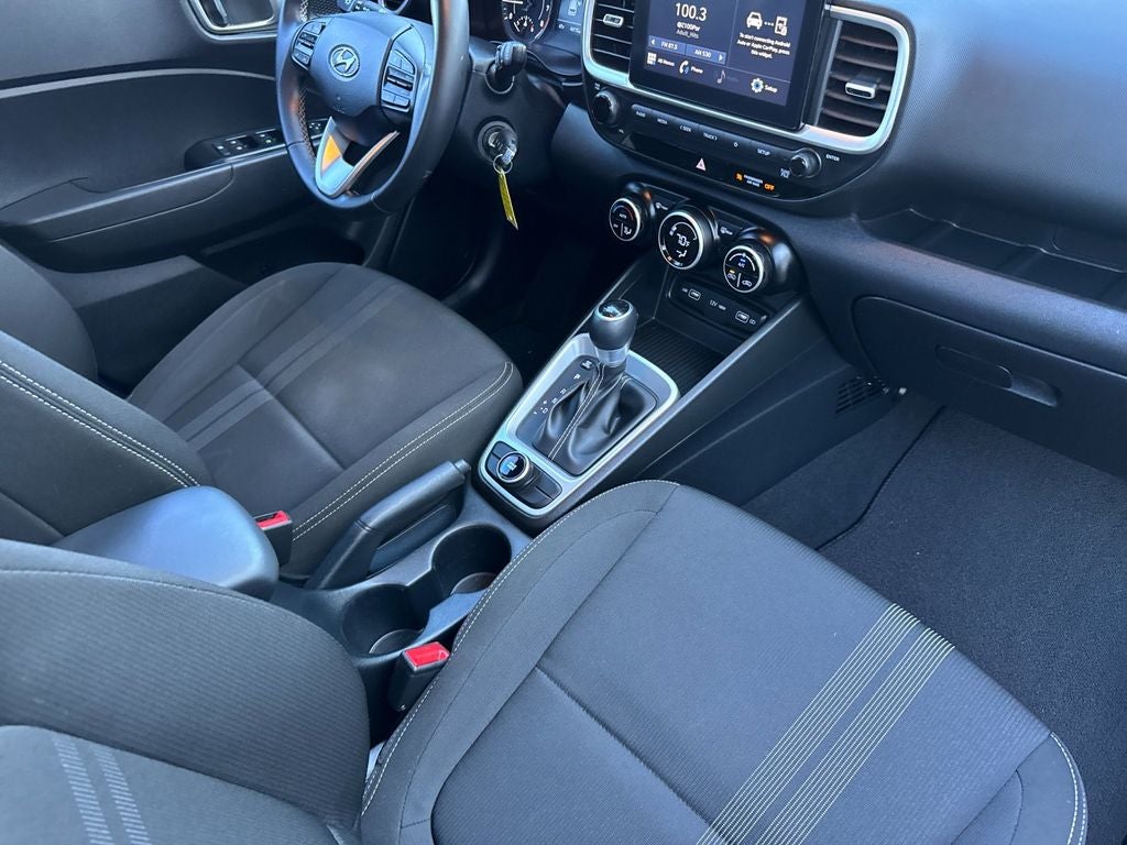 2022 Hyundai Venue SEL