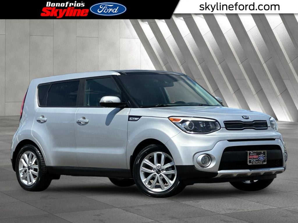 2017 Kia Soul 2.0L + 6 A/T's photo