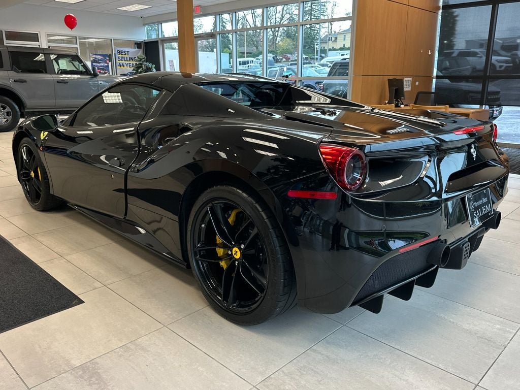 2019 Ferrari 488 Spider Base