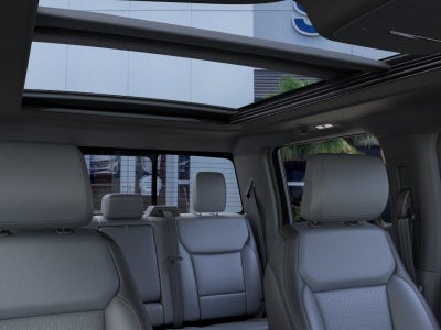 2025 Ford F-150 Lightning Lariat®