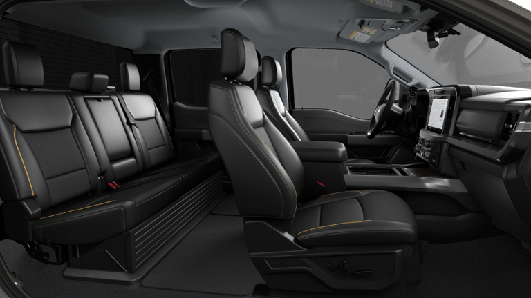 2027 Ford Super Duty F-350® Lariat®